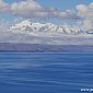 Vraiment splendides ces sommets enneigés au-dessus du lac Titicaca...